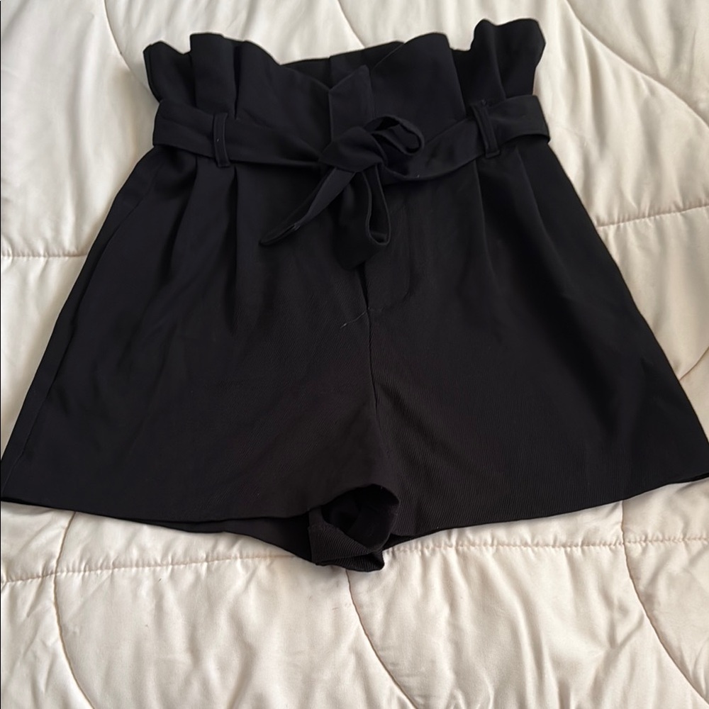NWT Zara Black High Waist Paperbag Shorts with Tie Belt